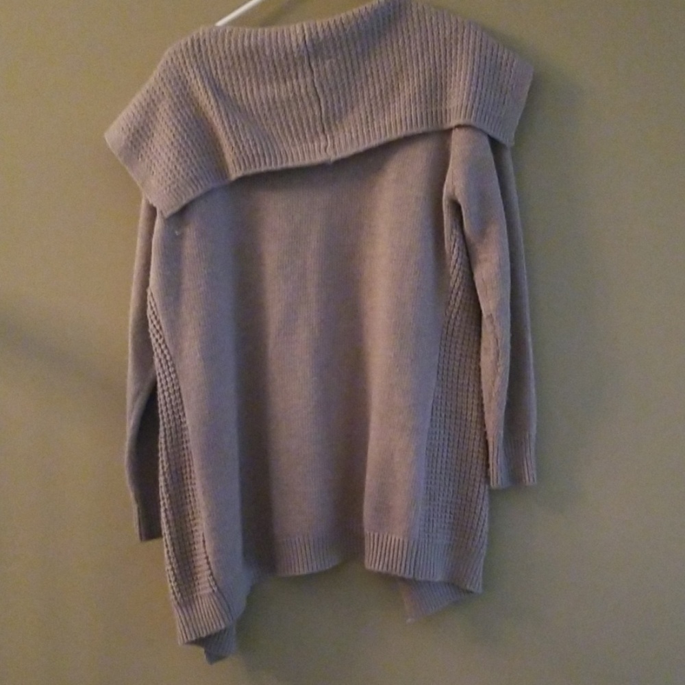 Cardigan - Picture 2 of 3
